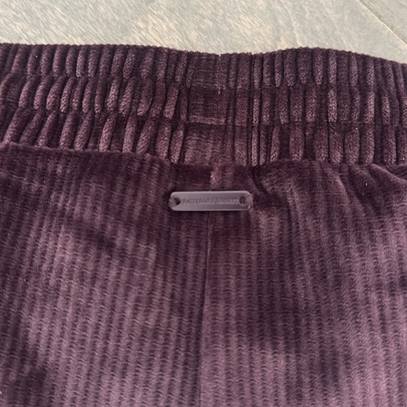 Victoria’s Secret Velour Lounge Ribbed Sweatpants XS Plum Purple - Picture 7 of 9